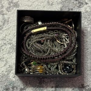 Women's Assortment of Costume Jewelry